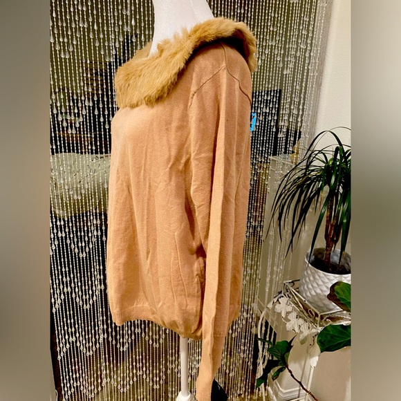 JOHN PAUL RICHARD RABBIT FUR SWEATER NWT - Picture 3 of 6